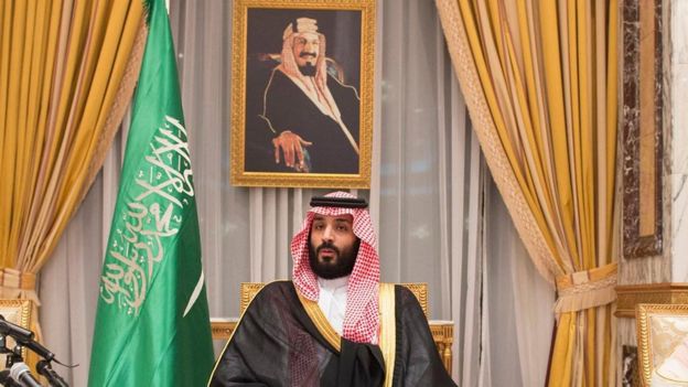 الغارديان: نجل الملك السعودي أقرب إلى تولي الحكم بعد " الإنقلاب الناعم"