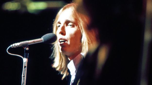 Petty en una actuación de 1977.