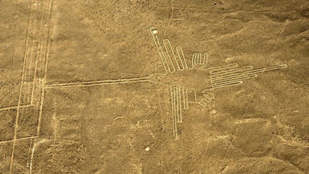 O colibri é uma das figuras mais complexas e emblemáticas de Nazca.