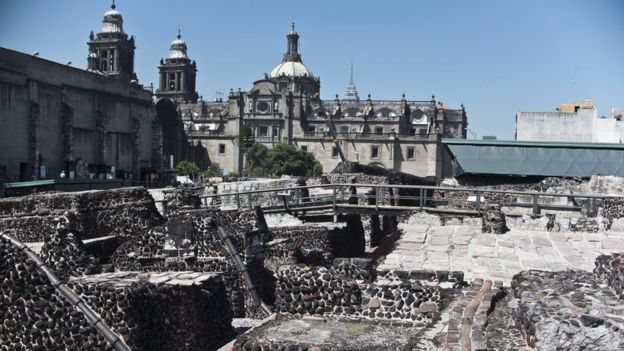 Las ruinas del Templo Mayor en el centro de Ciudad de México