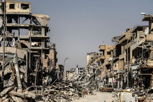 Suriye'de IŞİD'in fiili başkenti sayılan Rakka kenti örgütten geri alınmıştı.