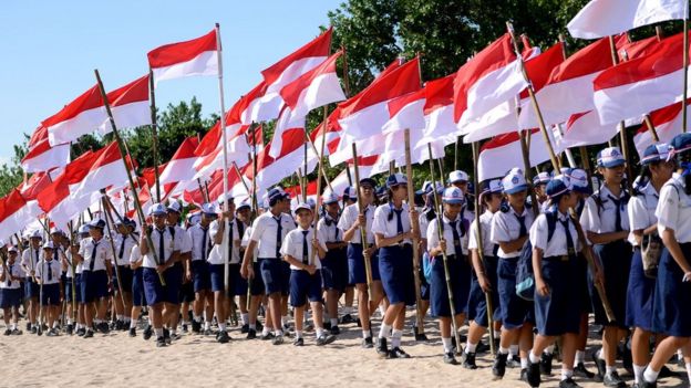 anak-anak sekolah di Bali pada 17 Agustus 2016