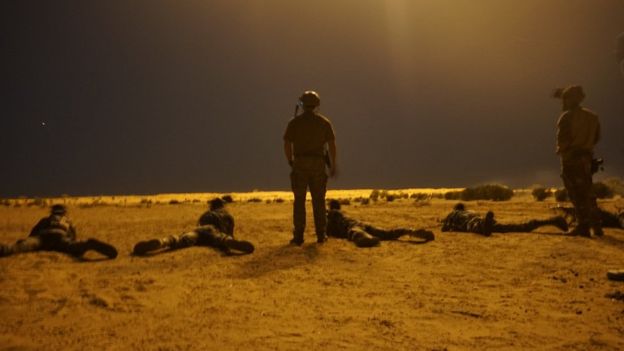 US special forces observe as Nigerien troops fire weapons - US Army photo released March 2017