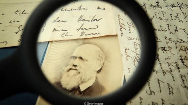 Không chịu thất bại, việc xoay hướng có thể dẫn đến thành công. Charles Darwin đầu tiên học để trở thành một bác sĩ, sau đó để thành mục sư.
