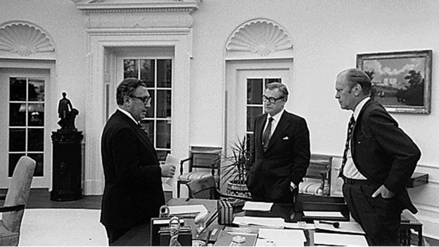 US President Gerald Ford, US Secretary of State Henry Kissinger and Vice President Nelson Rockefeller discuss the evacuation of Saigon 28 April,1975 at the White House in Washington, D.C.