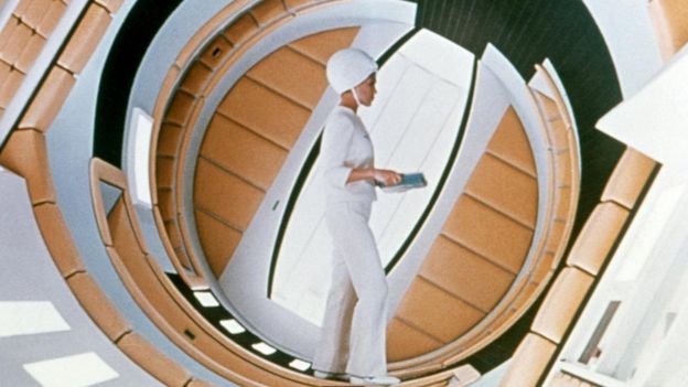 مشهد من فيلم "2001: ملحمة الفضاء"