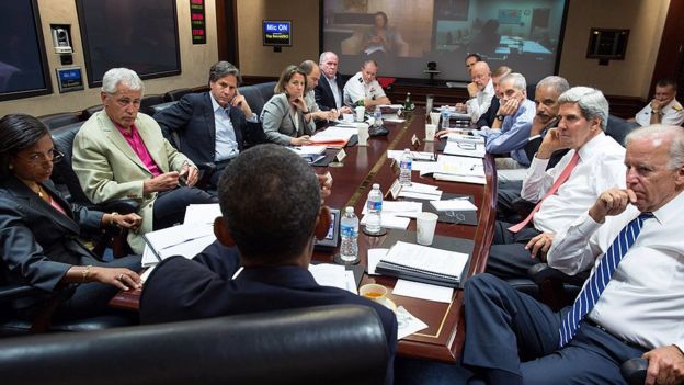 Barack Obama en la Sala Situacional.