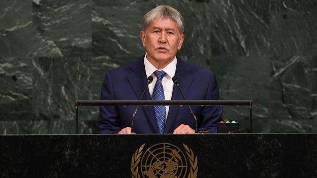 Алмазбек Атамбаев во время выступления на Генассамблее ООН