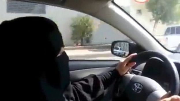 Mujer saudita