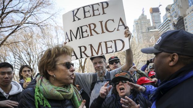 "Mantiene a Estados Unidos armado", dice uno de los defensores de armas en el país.