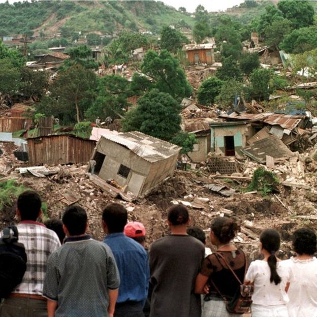Destrozos causados en Honduras por el huracán Mitch.