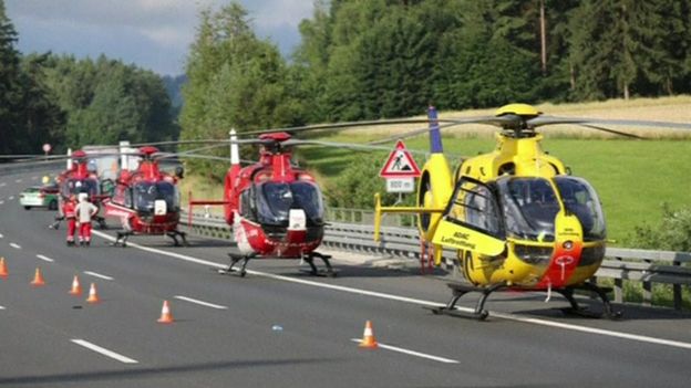 Cinco helicópteros asistieron a las víctimas.