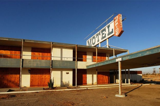 Motel.