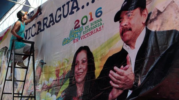 Cartel de propaganda de Daniel ortega y Rosario Murillo