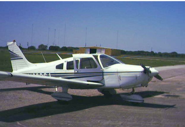 Avión Piper Warrior.
