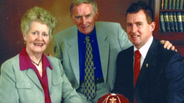 Nigel Owens with his parents