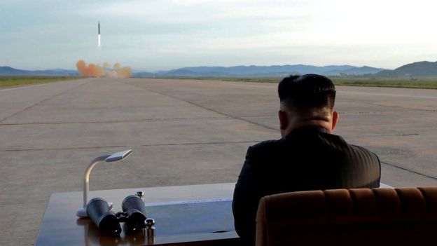 Kim Jong-un vio personalmente un reciente ensayo con misiles
