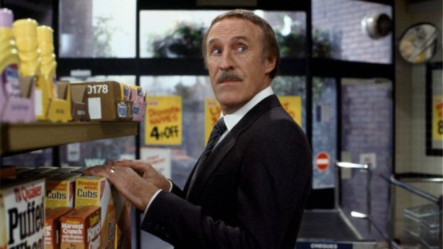 Bruce Forsyth in Slinger's Day