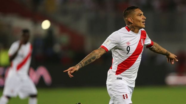 Paolo Guerrero celebra su gol