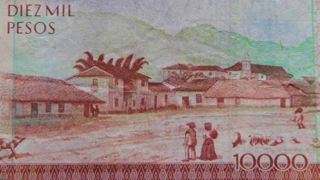 Una imagen de Guaduas en el reverso del billete de 10.000 pesos.