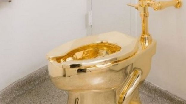 தங்கத்தாலான கழிவறை