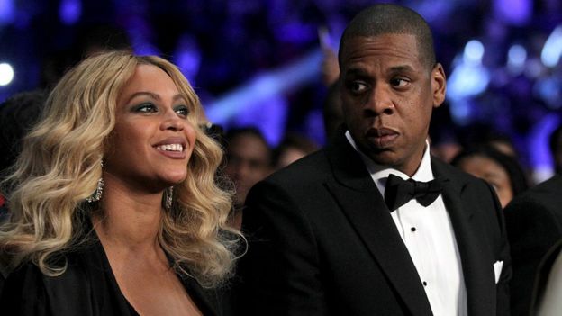 Beyonce y Jay-Z en una gala.