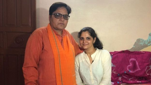 UPSC 2017: நான்கு வயது மகனின் தாய் ஐ.ஏ.எஸ் ஆன வெற்றிக்கதை