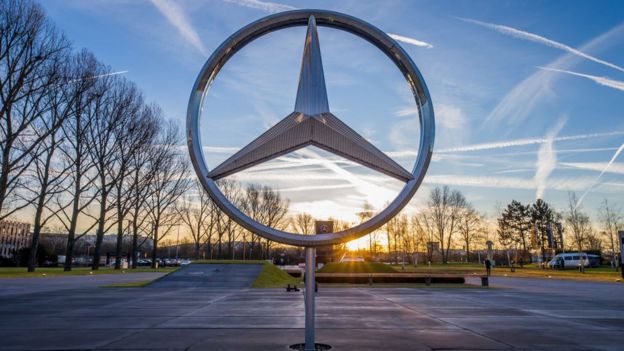Símbolo de Mercedes-Benz.
