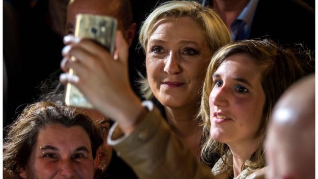Marine Le Pen em campanha de 8 de junho
