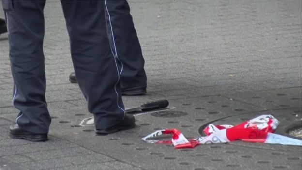 Police guard machete in Reutlingen