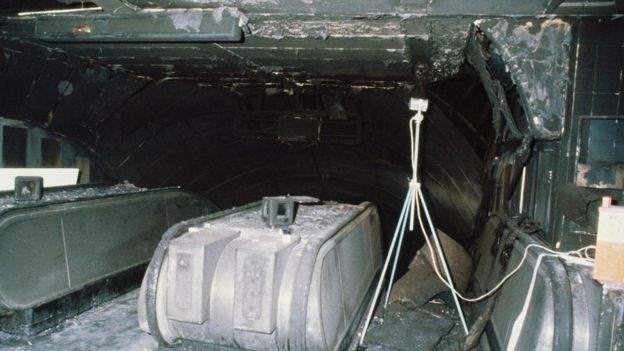 La escalera mecánica de la estación de metro de King's Cross, en Londres, tras un gran incendio, en 1987
