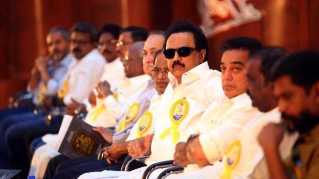 யாருக்கில்லை தன்மானம்: நடிகர் கமல் ஹாசன் கருத்தால் வெடித்தது சர்ச்சை