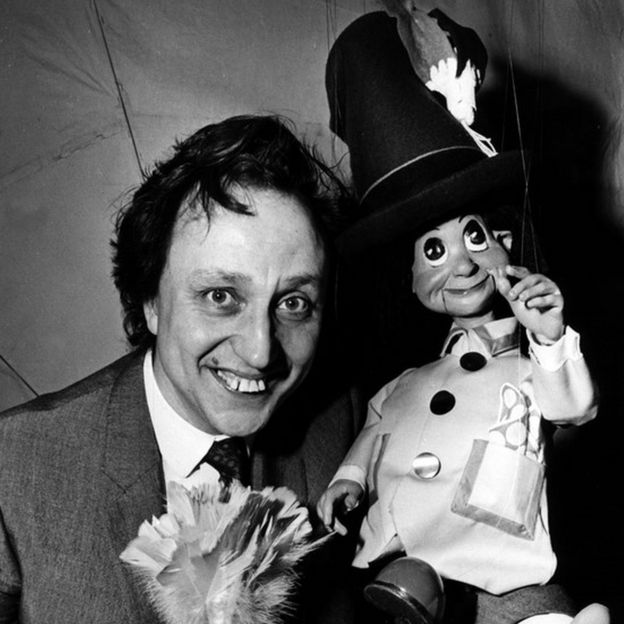 Ken Dodd and a Diddyman in the 1960s