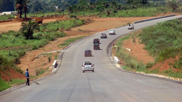 Una carretera en África