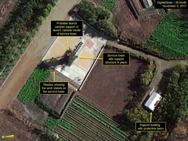 Movimentação em área de estaleiro, também mostrada pelo satélite, é um dos pontos que levantam suspeitas sobre intenções da Coreia do Norte