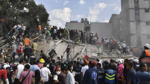 Derrumbes en Ciudad de México tras el terremoto.