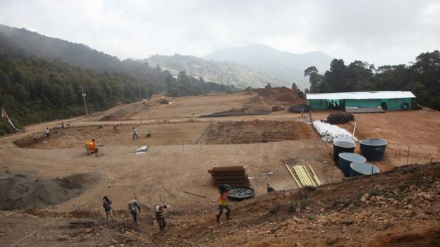 El lugar donde deben construirse las viviendas.