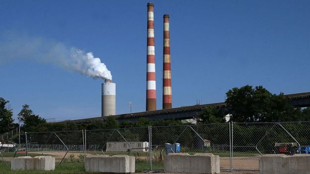 Una planta eléctrica de carbón