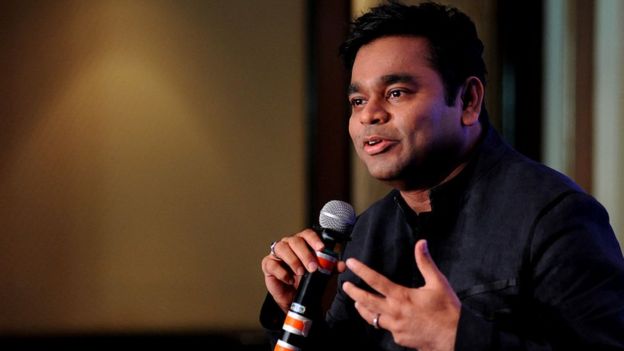 ஏ.ஆர் ரஹ்மானின் இசை கச்சேரியால் சர்ச்சை; ட்விட்டரில் மோதி கொள்ளும் தமிழ், இந்தி பயன்பாட்டாளர்கள்