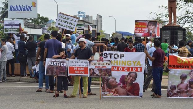 ரோஹிஞ்சா முஸ்லிம்களுக்கு ஆதரவான இலங்கை முஸ்லிம்களின் போராட்டம்