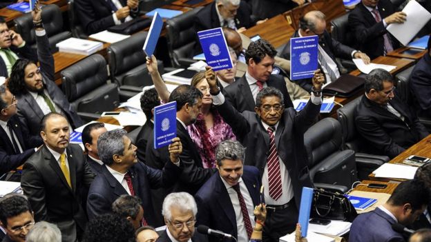 Deputados durante anlise de projeto de terceirizao, em foto de arquivo