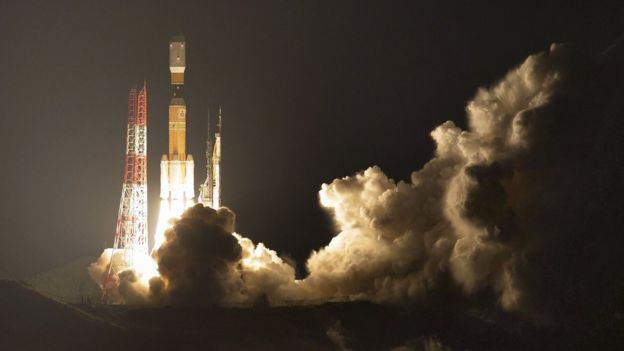El recolector de basura fue lanzado al espacio usando una nave de cargo que despegó este viernes del Centro Espacial de Tanegashima.