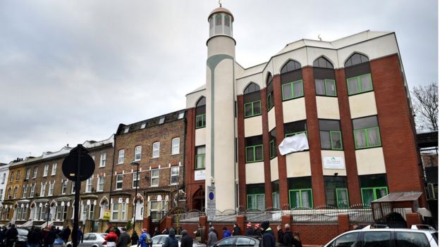 Đền Hồi giáo ở cạnh Finsbury Park, London