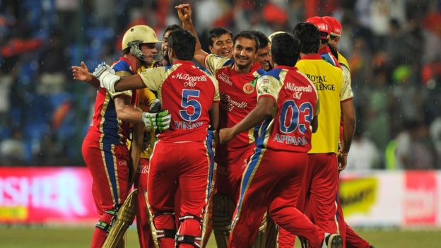 ஜொலிக்கும் கோலி; சொதப்பும் ஆர்சிபி