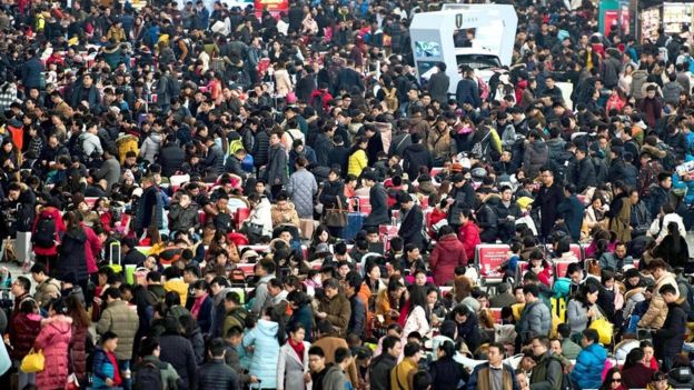 Una muchedumbre en China
