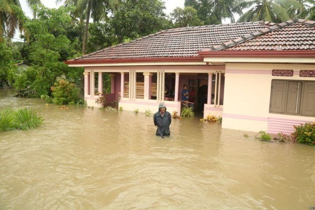 இலங்கையில் மழை வெள்ளம் : ஏழு பேர் பலி : மீட்புப் பணிகளில் முப்படையினர்