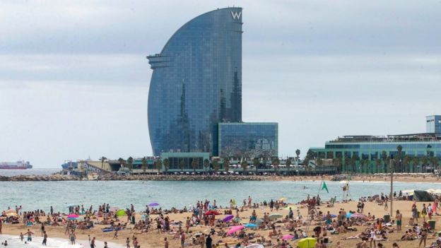 Barcelona turizmi ve ekonomisiyle İspanya'nın en önemli kentlerden biri