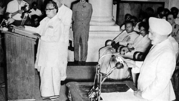 அண்ணா பதவியேற்பு