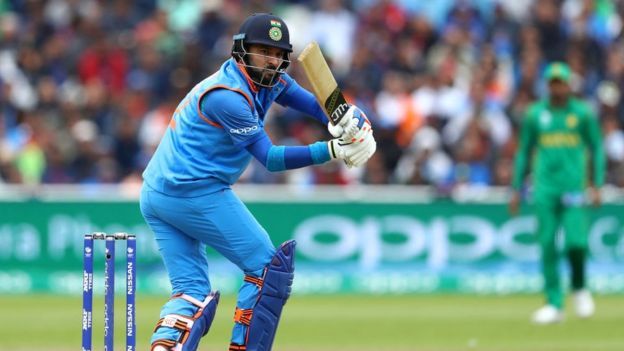 32 பந்துகளில் 53 ரன்களை எடுத்த யுவராஜ்சிங்