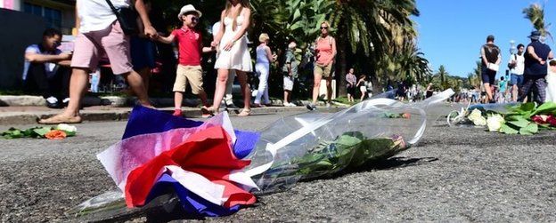 Flowers on the road in Nice